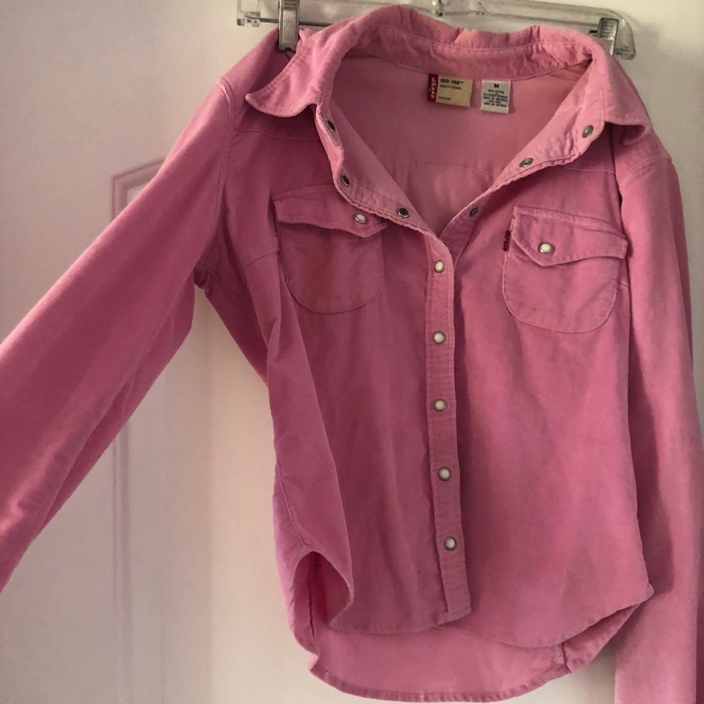 Cute pink light jean jacket! Great for summer 2018